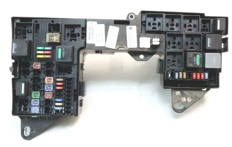 09-15 Jaguar XF Front Under Hood Fuse Relay Box 8X2T14A003AA OEM