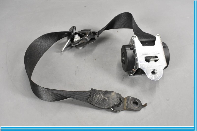 06-08 Mercedes W164 ML320 GL450 Front Left Side Seat Belt Seatbelt Black OEM