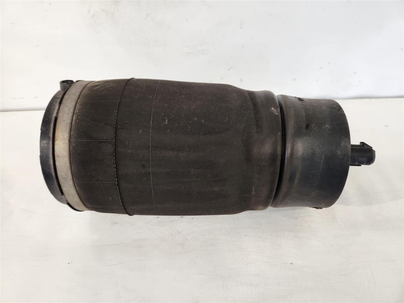 2017-2019 Land Rover Range Rover Rear Driver Air CoilSpring Broken Tablr05217