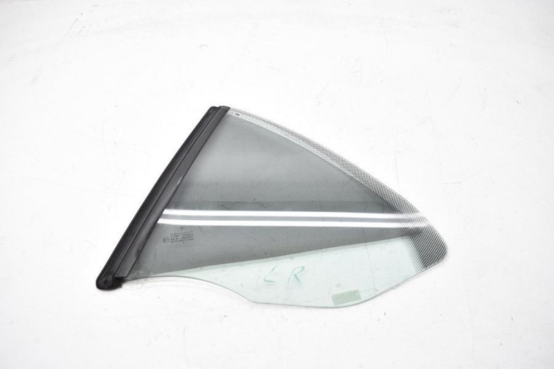 1999-2004 PORSCHE 911 996 CONVERTIBLE LEFT REAR QUARTER WINDOW GLASS 43R001057