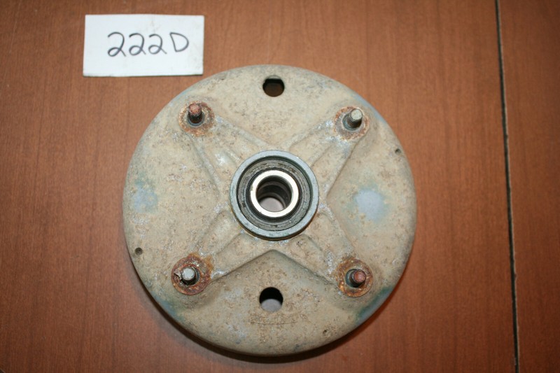 1984 Honda TRX 200 Front Brake Drum Hub Left Right 44610-VM5-000 OEM 84 D