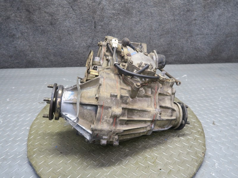 1991-1992 TOYOTA LAND CRUISER FJ80 A/T 4.0L TRANSFER CASE ASSEMBLY