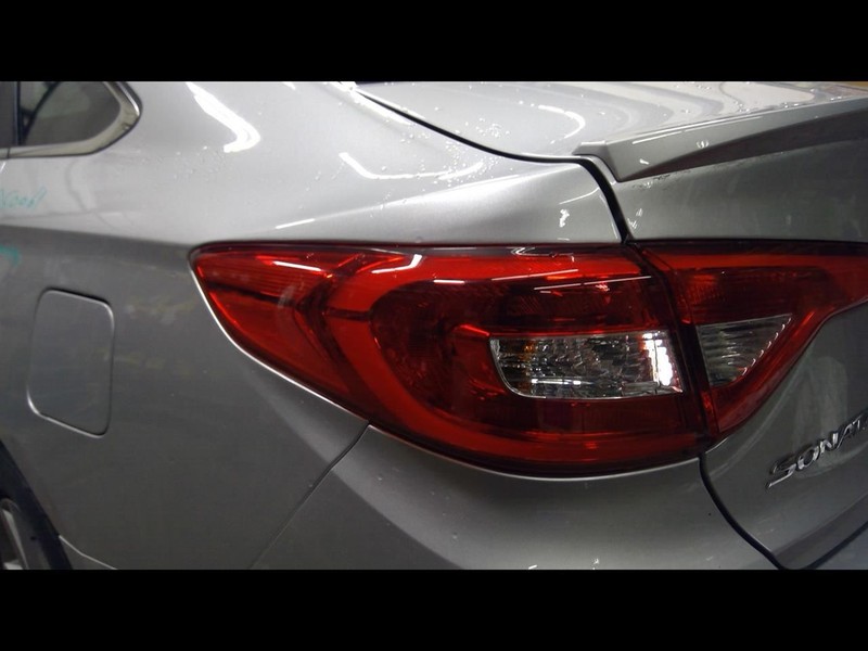 Driver Tail Light US Built Quarter Panel Mounted Fits 15-17 SONATA 1539156