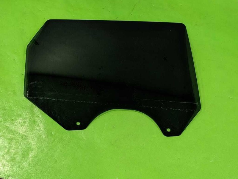 09-20 JOURNEY PASSENGER RIGHT REAR WINDOW DOOR GLASS OEM 4489-53