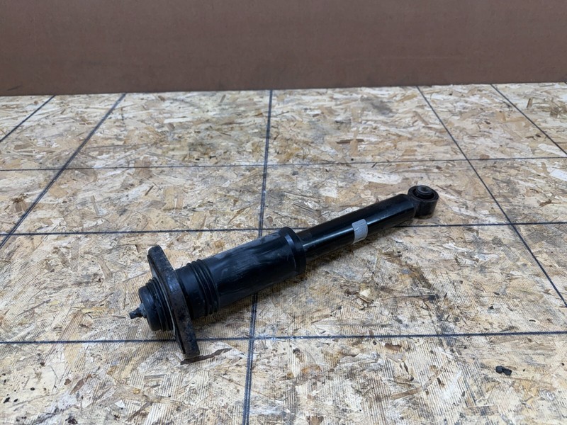 NISSAN PATHFINDER 2022-2025 OEM REAR SHOCK STRUT ASSEMBLY (FITS LEFT AND RIGHT)