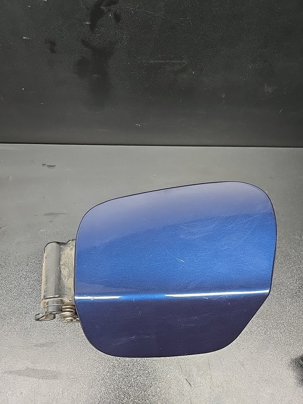 11 BMW Z4 E89 Trim, Fuel Gas Door Filler Hose Cover Deep Sea Blue 51177191267