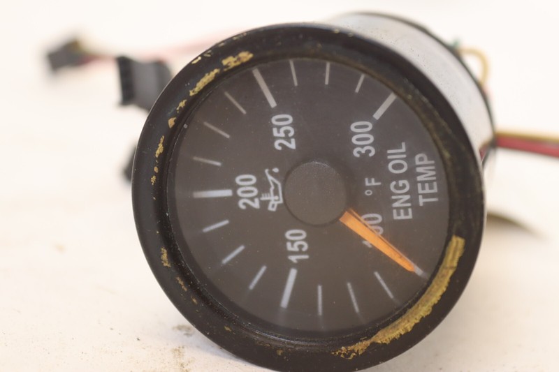 2013-2018 MACK CXU613 MP8 INSTRUMENT GAUGE CLUSTER ENGINE OIL TEMPERATURE OEM