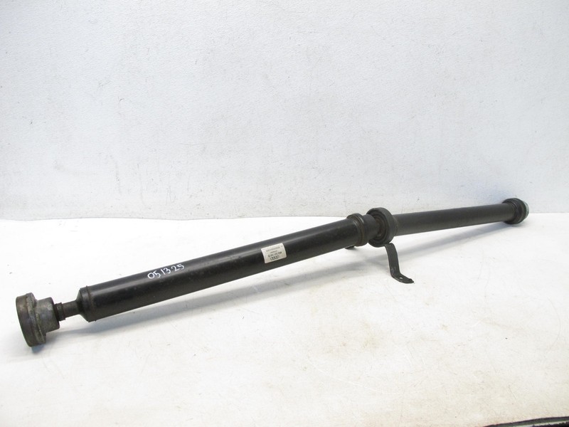 13-16 AUDI B8 A4 QUATTRO AWD AUTOMATIC AT REAR AWD DRIVE SHAFT PROPELLER 051325