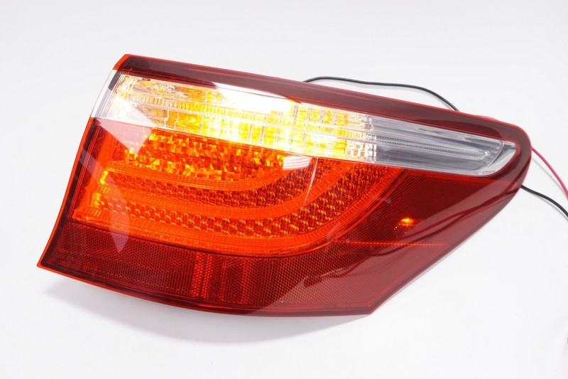LEXUS LS460 Right RH Outer Tail Lamp Tail Light OEM 2007 - 2009