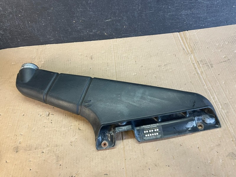 2000-2004Subaru Legacy Outback Air Intake Duct Cleaner Tube AD8598 DG