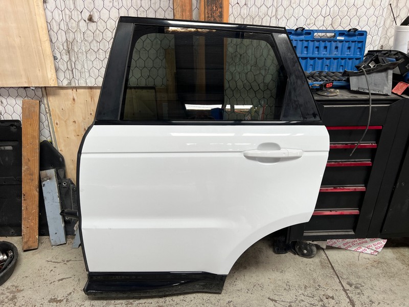 14-22 Range Rover Sport L494 REAR LEFT DRIVER SIDE DOOR SHELL White OEM