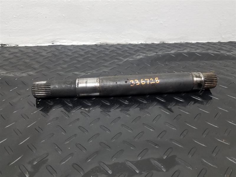 2002-2009 GMC Envoy 4WD Front Axle Intermediate Stub Axle Shaft OEM 12479125