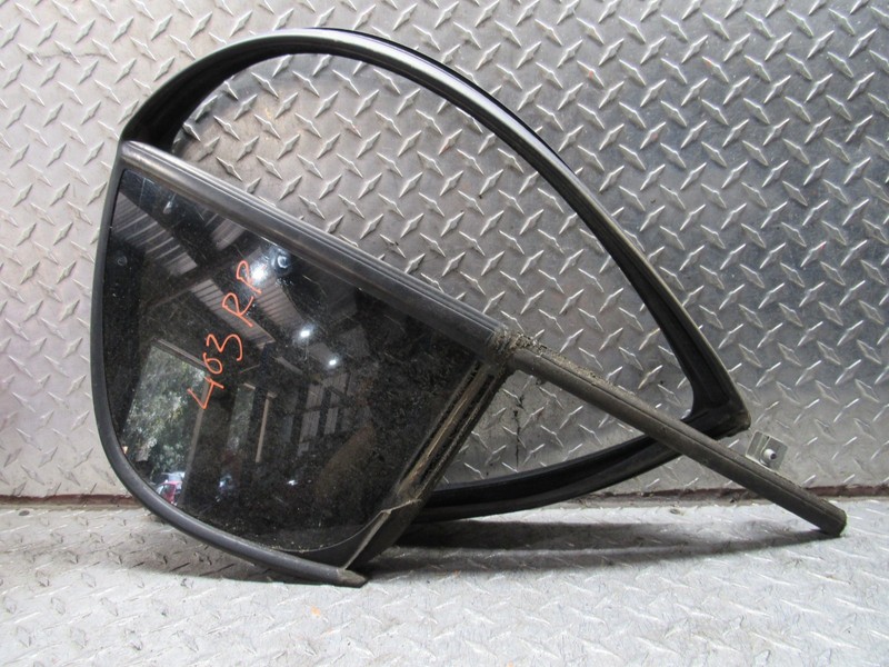 97-05 CHEVY MALIBU OLD RIGHT PASSENGER REAR VENT GLASS VIN N (4TH DIGIT,CLASSIC)