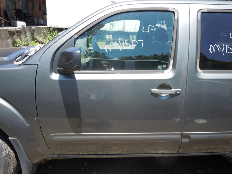 2005-2011 Nissan Pathfinder Front Door Assembly Driver Left Electric OEM K27