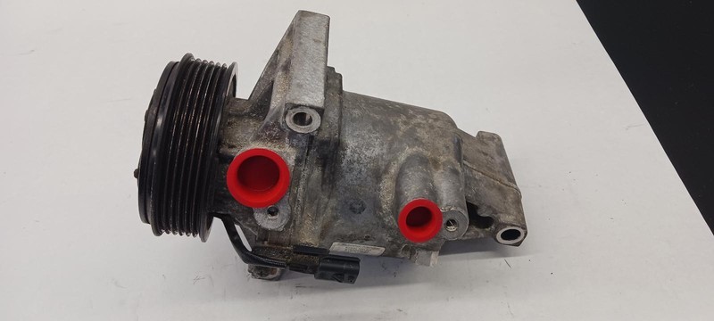 2019 NISSAN KICKS AC Compressor 57k miles OEM 18 19 20 21 22 23