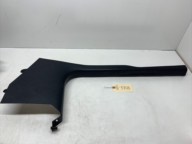 2017-2022 TESLA MODEL 3 FRONT LEFT DOOR SILL SCUFF KICK PANEL 108629000 5706 S6