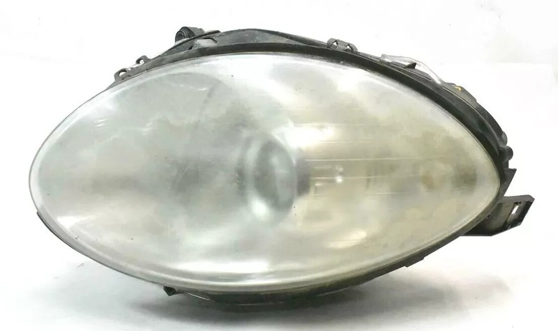 06-10 Mercedes W251 R350 R500 Right Passenger Headlight Head Lamp Halogen OEM
