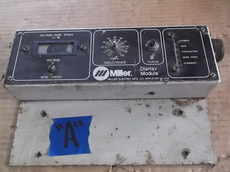 Miller Display Module Wire Feed, No Knob, Screen Damage *FREE SHIPPING*
