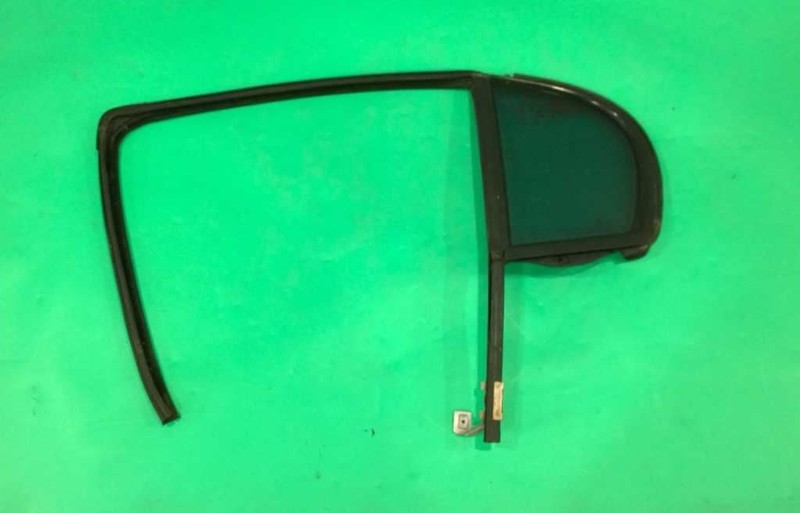 05 06 07 08 09 10 COBALT G5 DRIVER LEFT REAR VENT GLASS OEM 3913-29