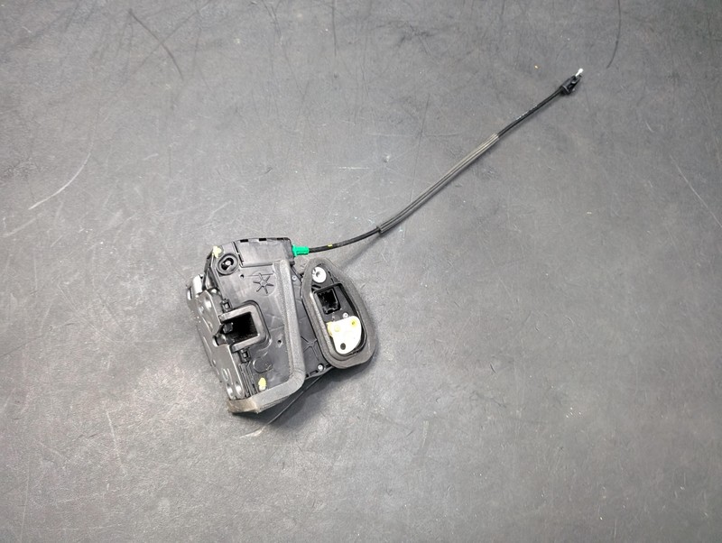 Rear Right Door Lock Latch 2021 Chevrolet Malibu 13533606 2016 2017 2018 - 2024