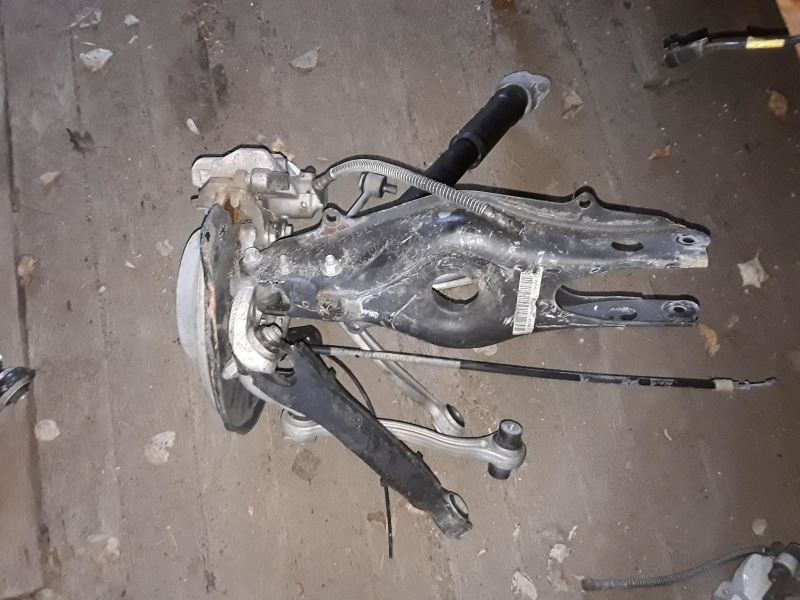 LEFT REAR SUSPENSION ASSY W/SHOCK 12-14 MERCEDES C-CLASS C220 11383