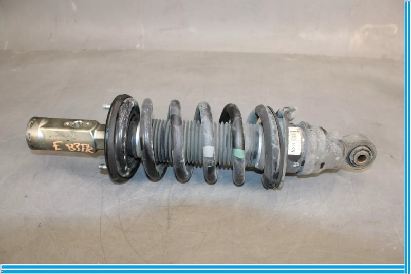 11-17 Infiniti QX56 QX80 Front Right Suspension Shock Strut Assembly OEM