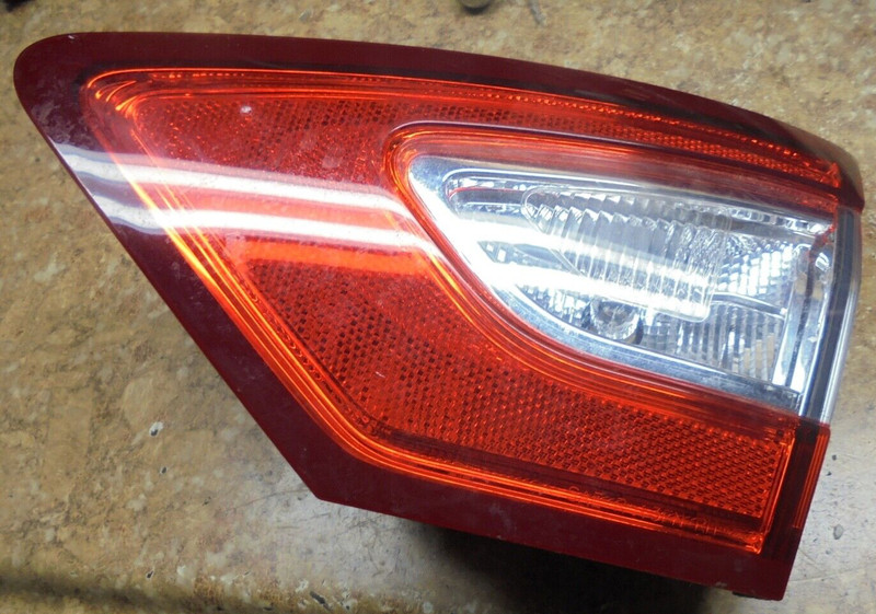 2016 Ford Fusion 1.5L 1.5 L Right Rear Back Turn Signal Light Brake Tail Trunk