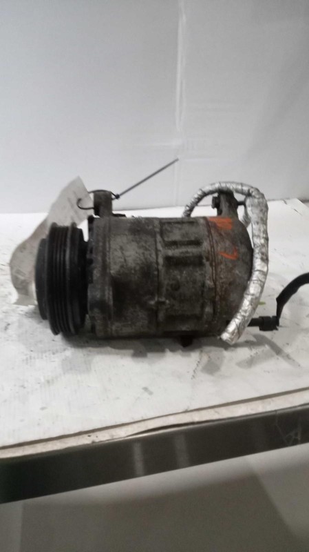 2015 Chevrolet Silverado 1500 A/C Compressor OEM 84317498 145K Miles Blue