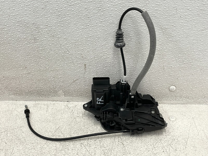 2018-2022 Volvo XC60 Front Right Passenger Door Lock Latch Actuator 1603 OEM