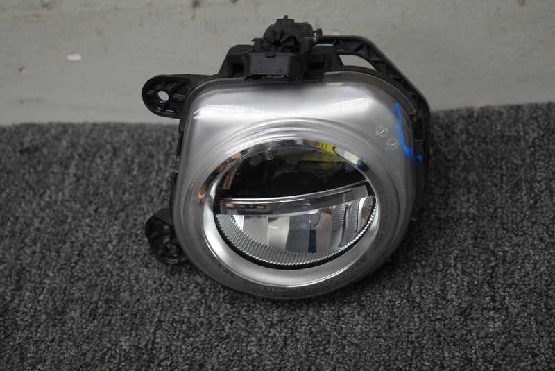 2014-2017 BMW X3 XDRIVE28I FOG LIGHT FACTORY OEM