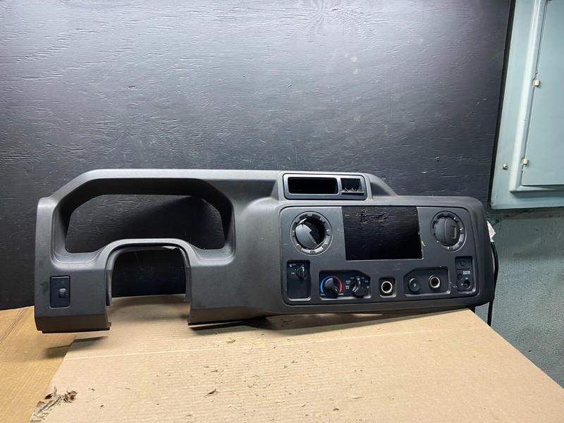 2009 - 2014 Ford E150 E250 Gauge Speedometer Cluster Radio Bezel Trim J4898 DG