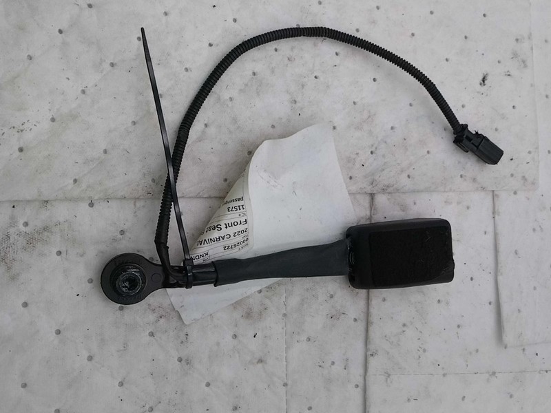 Used Front Right Seat Belt Front fits: 2022 Kia Carnival passenger buckle Front