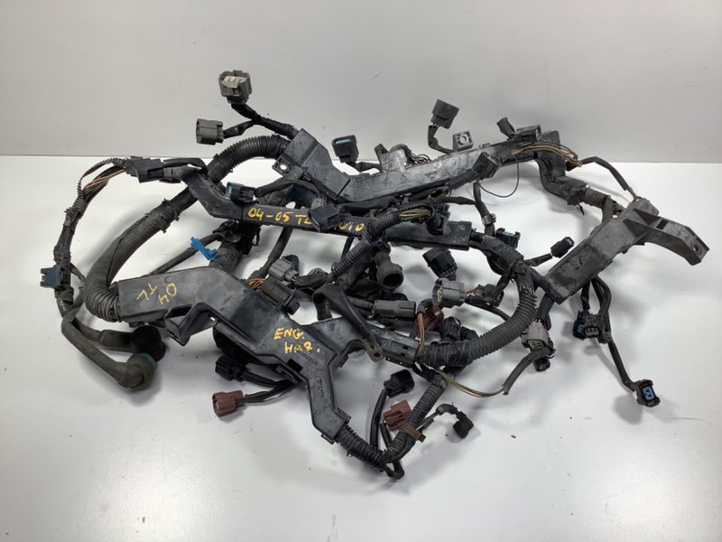 04-05 Acura TL Base AT Engine Wiring Harness 32110-RDA-A50 OEM