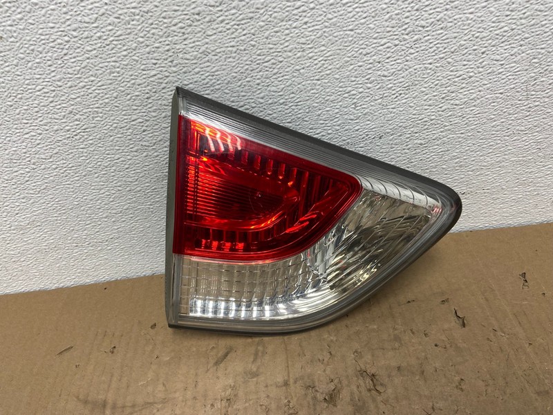 2013 to 2016 Nissan Pathfinder Left Driver Inner Tail light Oem AB8590 LK