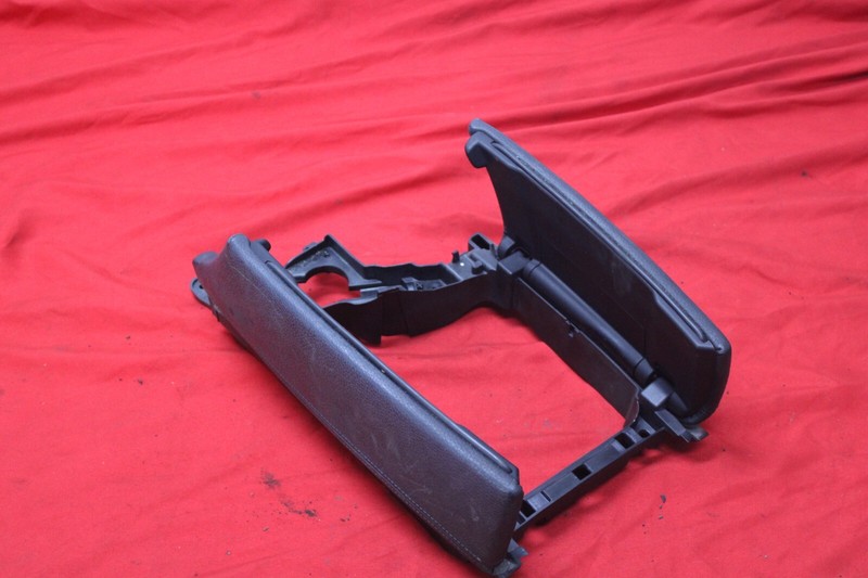 11-16 BMW F10 5 Series Center Console Storage Compartment Armrest Black OEM✅