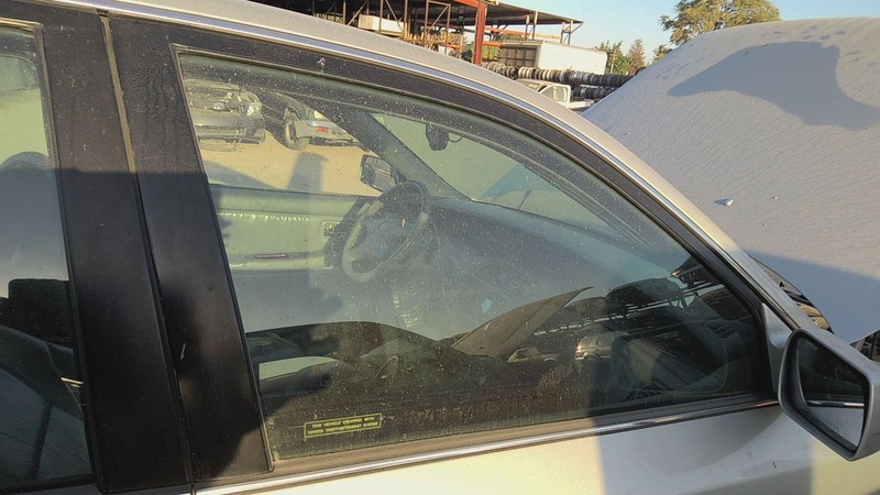 Front Door Glass/window TOYOTA AVALON Right 00 01 02 03 04