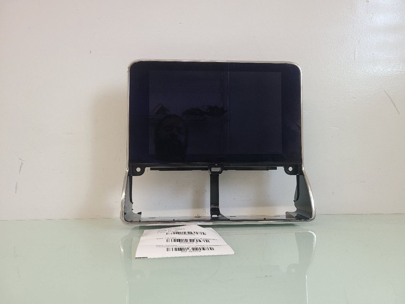 Info-GPS-TV Screen Front Dash 10.0" Touch Screen Fits 18-21 NAVIGATOR 582318