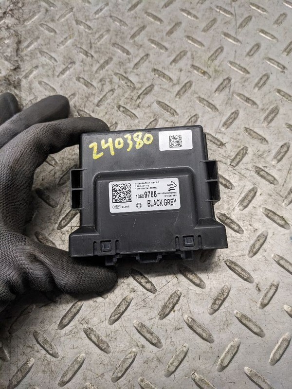 2016 - 2024 CHEVROLET CAMARO NETWORK GATEWAY CONTROL MODULE UNIT OEM1181761