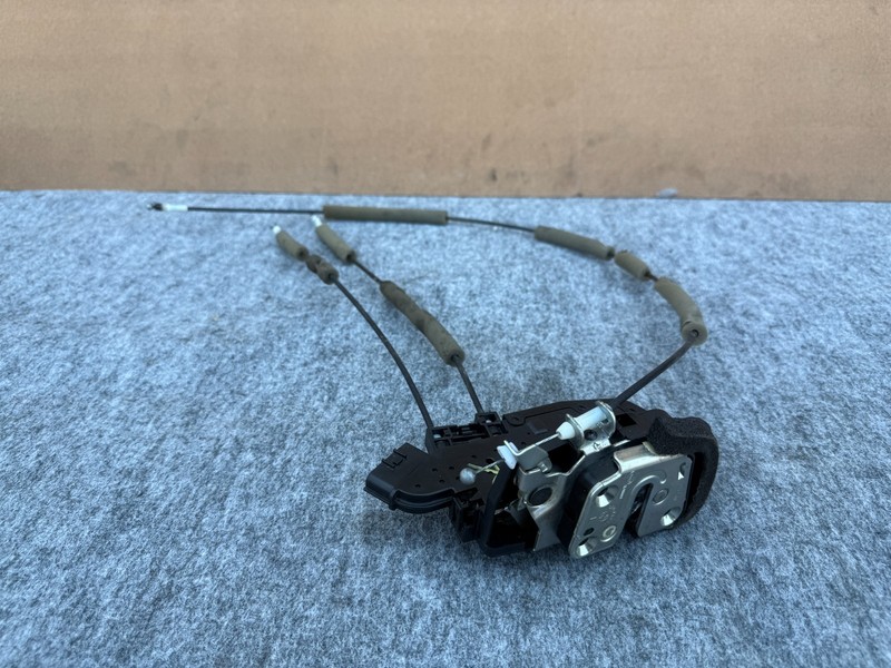 INFINITI FX35 FX37 FX50 QX70 09-17 OEM REAR LEFT LH DOOR LATCH LOCK ACTUATOR