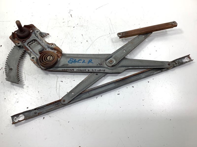 84-87 Honda Civic 3D Right Door Window Regulator 75310-SB3-003 OEM