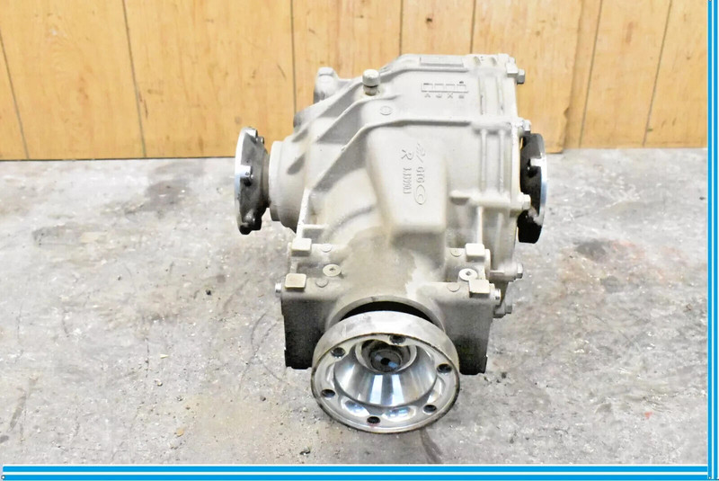 07-13 Maserati Quattroporte M139 Rear Differential Diff Axle Carrier OEM