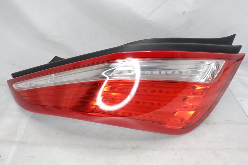 10-15 Jaguar XJ XJR X351 Rear Left Driver Side Tail Light Taillight Lamp Red Oem