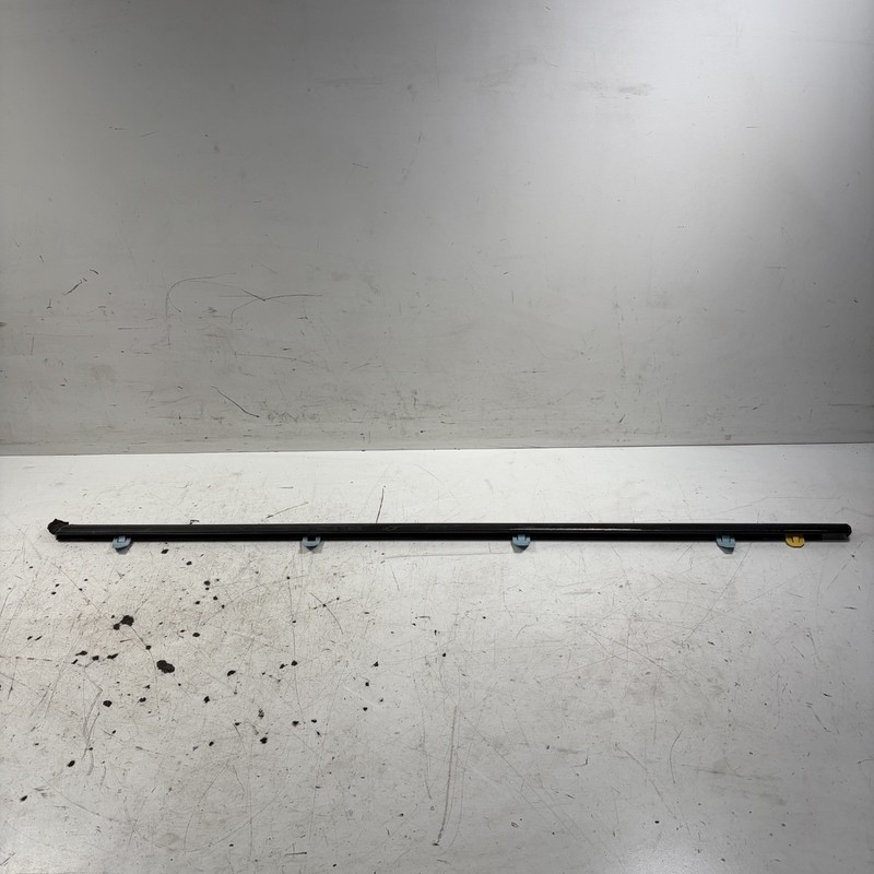 01-06 Acura MDX Left Front Door Belt Molding 72450-S3V-A01 OEM