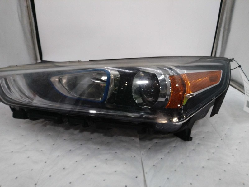 2019 Hyundai Ioniq Left Headlight Assembly Grey Used with Stress Cracks