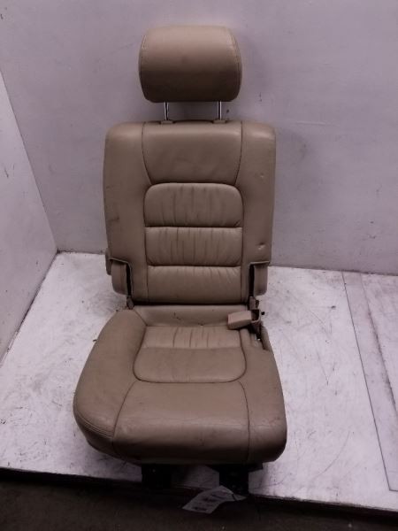 98 99 00 01 02 03 Land Cruiser Passenger Right Rear Seat La40