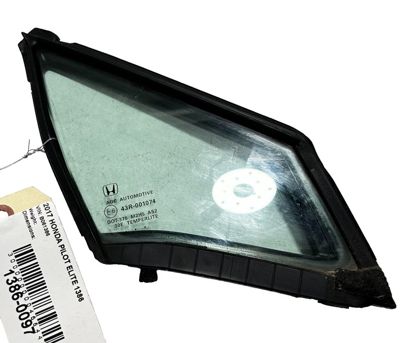 HONDA PILOT 2016 - 2022 FRONT RIGHT PASSENGER SIDE DOOR WINDOW VENT GLASS OEM