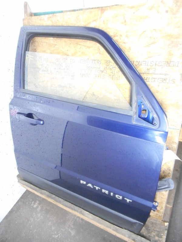 Jeep Patriot Front Door Right Passenger Electric Window Blue Pearl PBU OEM 11-17