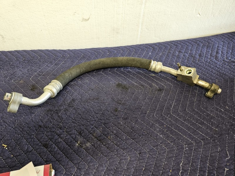 2001-2006 GMC Yukon AC Suction Line OEM