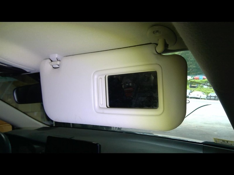 COROLLA 2023 Sun Visor 1639054