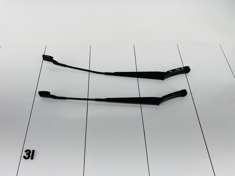 17-18 VOLKSWAGEN TIGUAN LIMITED RIGHT & LEFT SIDE WIPER WASHER ARM SET OF 2 OEM
